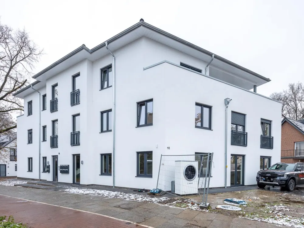 Bremen - Kirchhuchting I Attraktive 3-Zimmer-Etagenwohnung in verkehrsgünstiger Lage