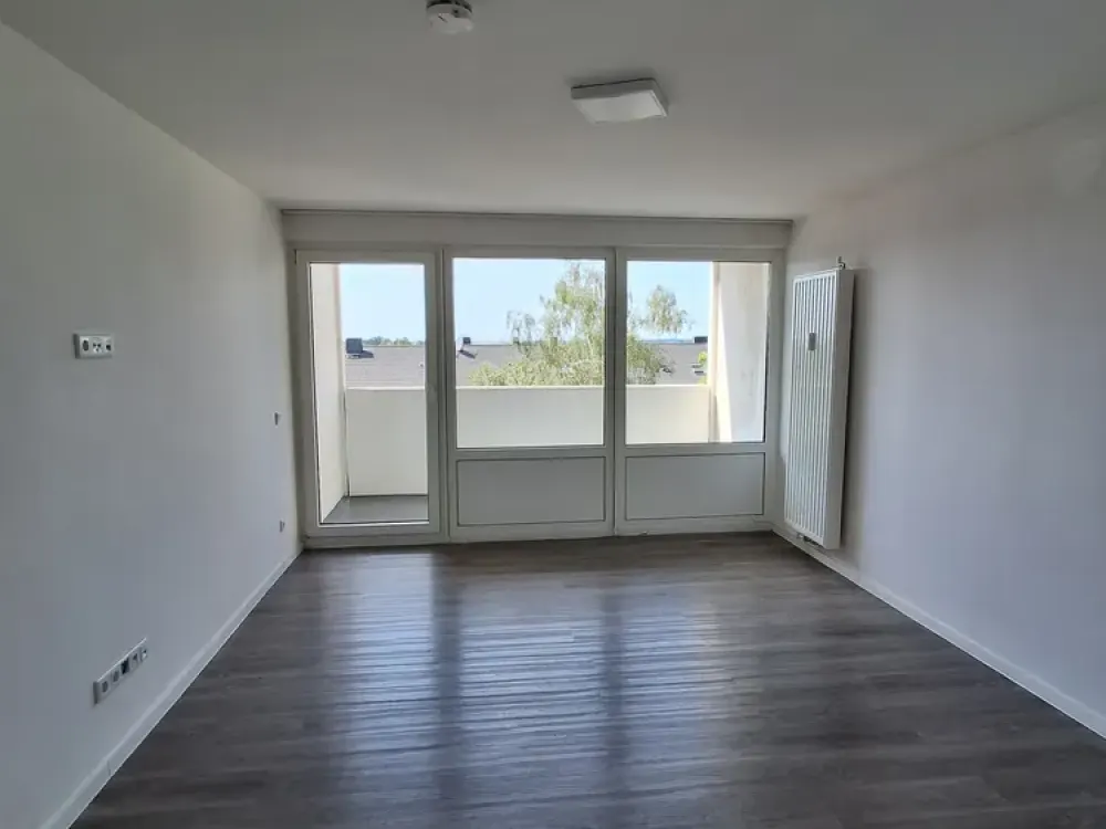 MIT BALKON: Top 2 Zimmer Wohnung in Willich