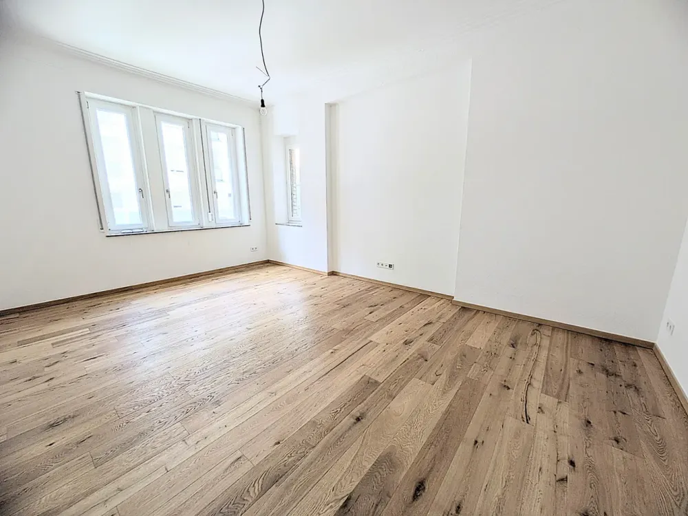 *Schöne 3-Zimmer-Wohnung ruhiger und guter Lage von Bad Cannstatt. Erstbezug nach Modernisierung*