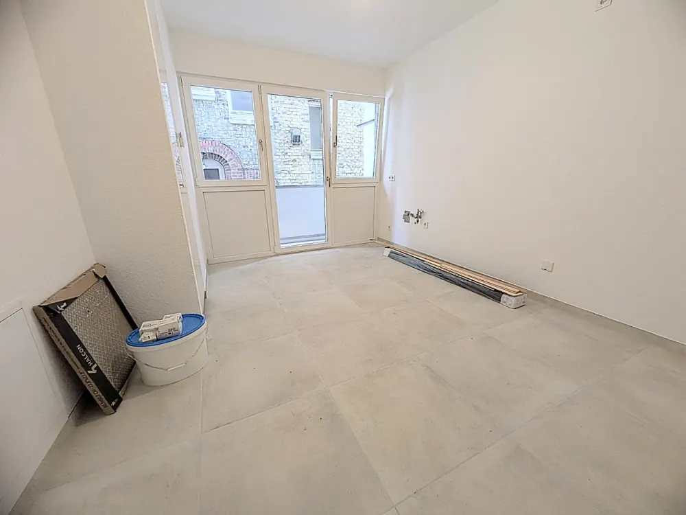 *Schöne 3-Zimmer-Wohnung ruhiger und guter Lage von Bad Cannstatt. Erstbezug nach Modernisierung*