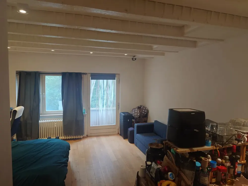 Kompakt wohnen in Kreuzberg: Helles 1-Zimmer-Apartment