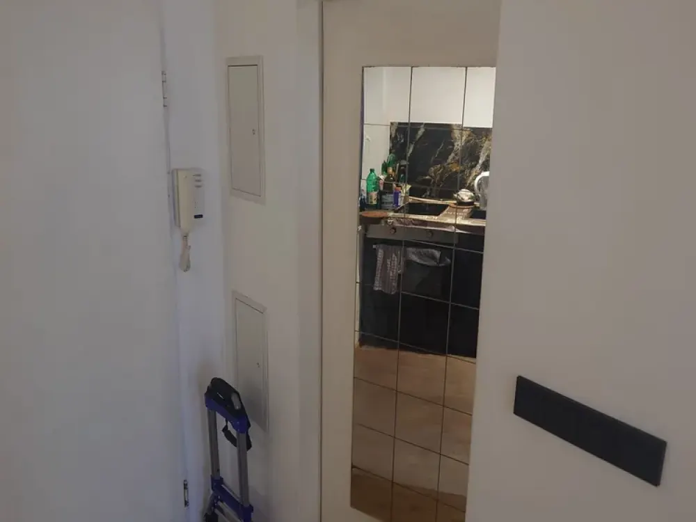 Kompakt wohnen in Kreuzberg: Helles 1-Zimmer-Apartment
