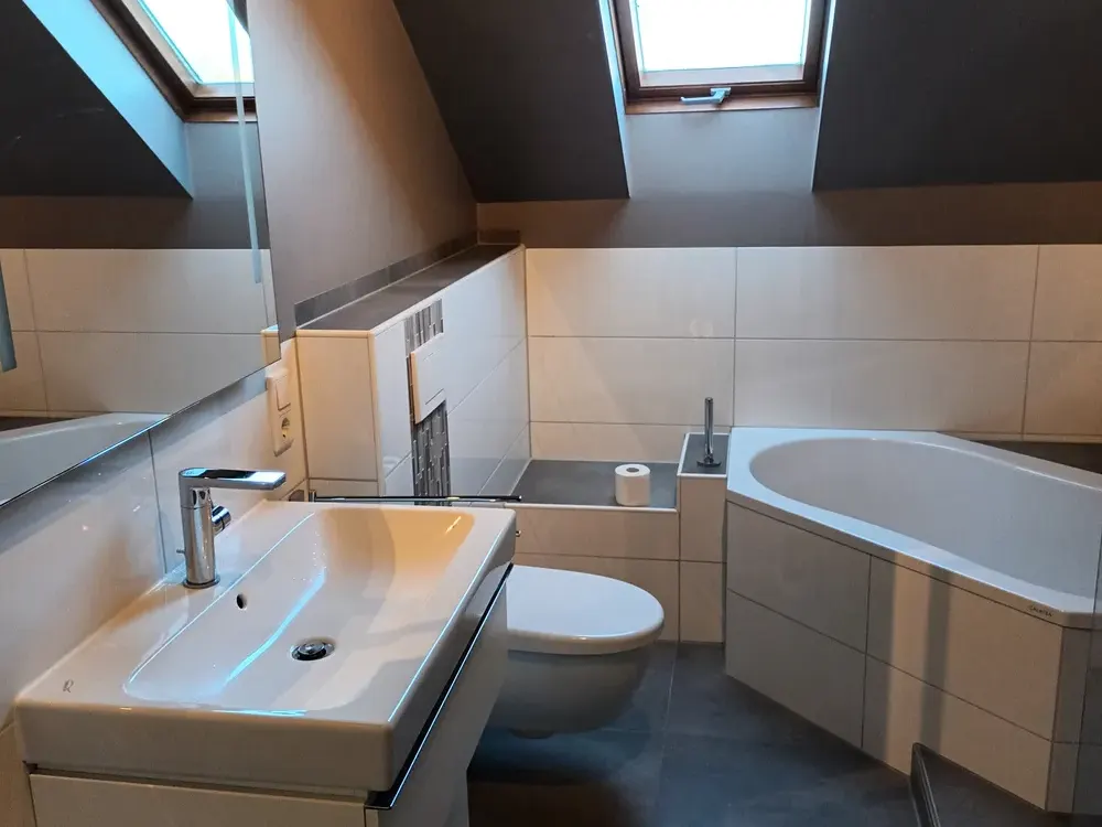 Schicke 3-Zimmer Wohnung mit Südbalkon und TG-Stellplatz