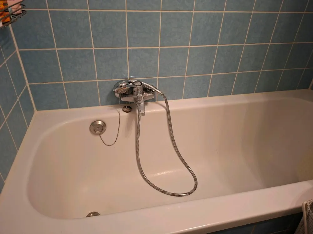 Zentral Düsseldorf 1-Zimmer-Wohnung mit Einbauküche