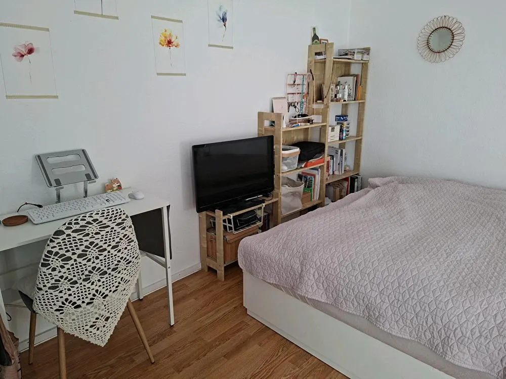 Zentral Düsseldorf 1-Zimmer-Wohnung mit Einbauküche