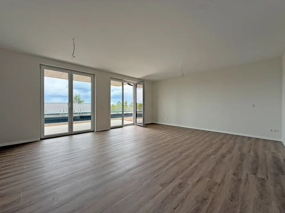 Panoramastraße: 2-Zi.-Terrassenwohnung in Aussichtslage