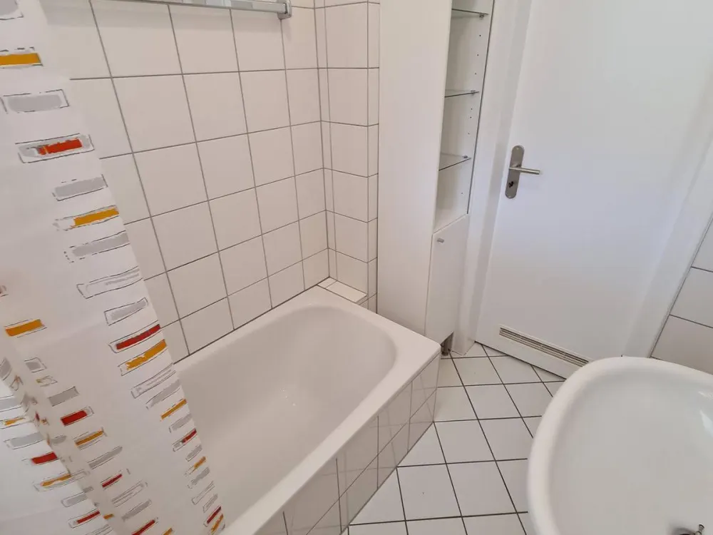 Ich vermiete eine Wohnung