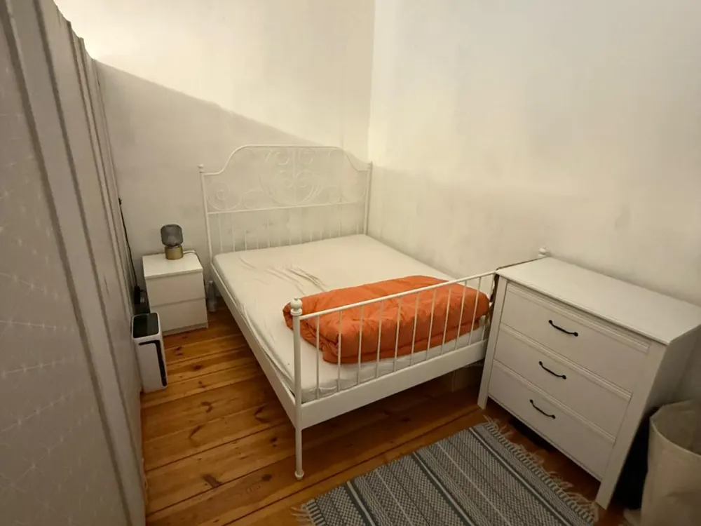 Befristete Zwischenmiete: 2-Zimmer-Wohnung in Moabit