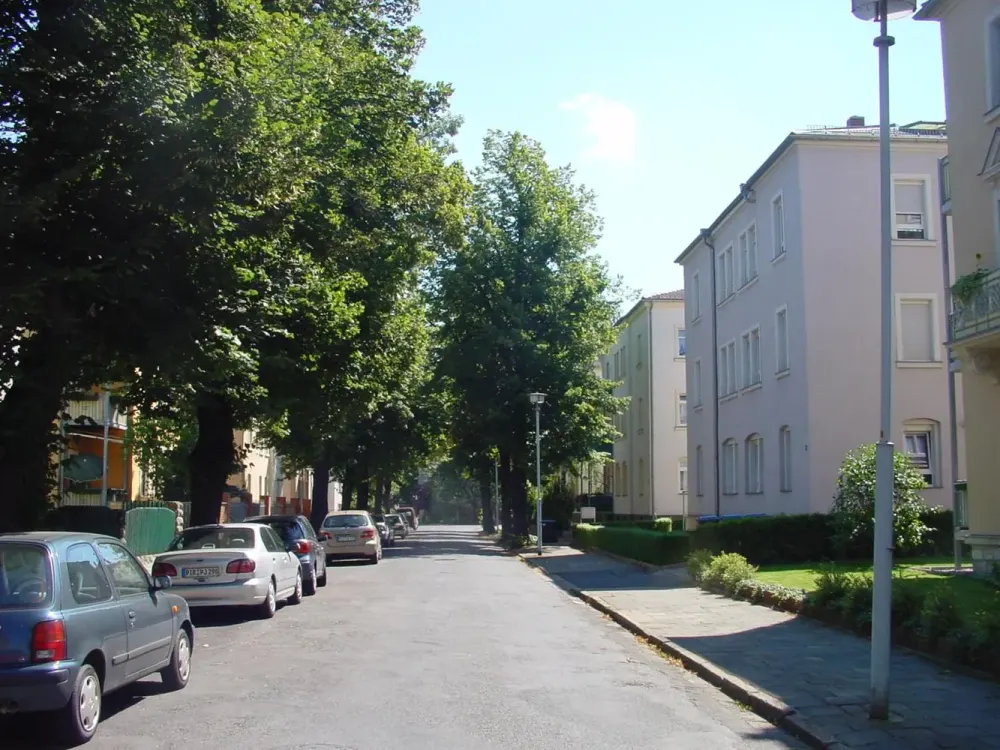 Coming Home and FEELING GOOD - Great 3-Room Apartment with Large Balcony