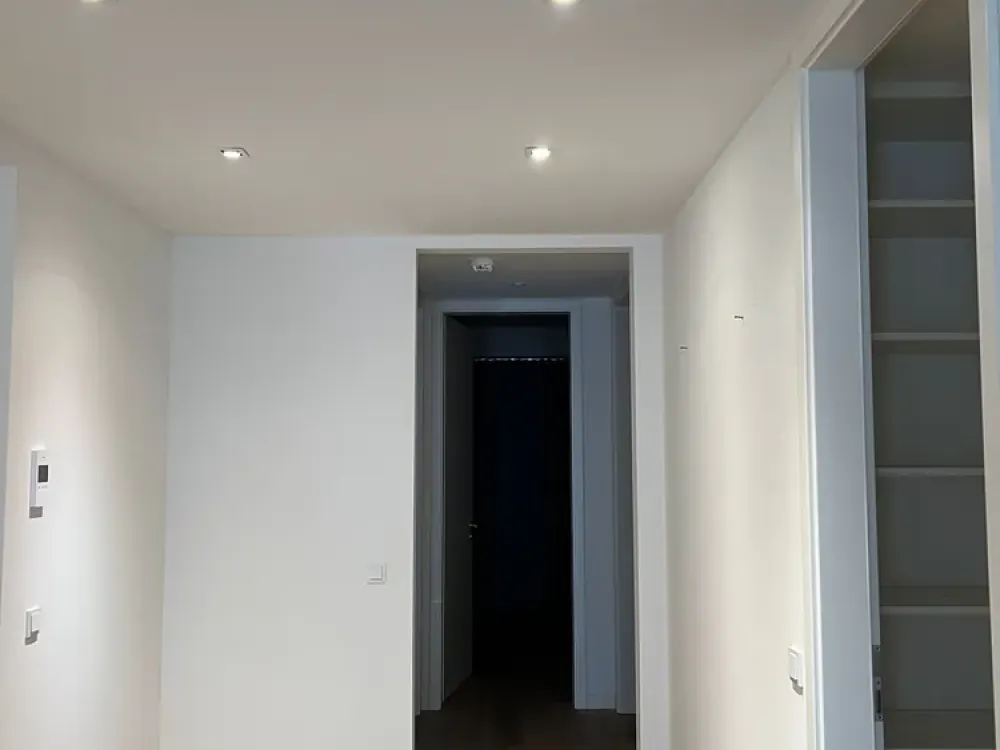 Moderne, hochwertig teilmöblierte 3-Zimmer Wohnung - WG-Geeignet