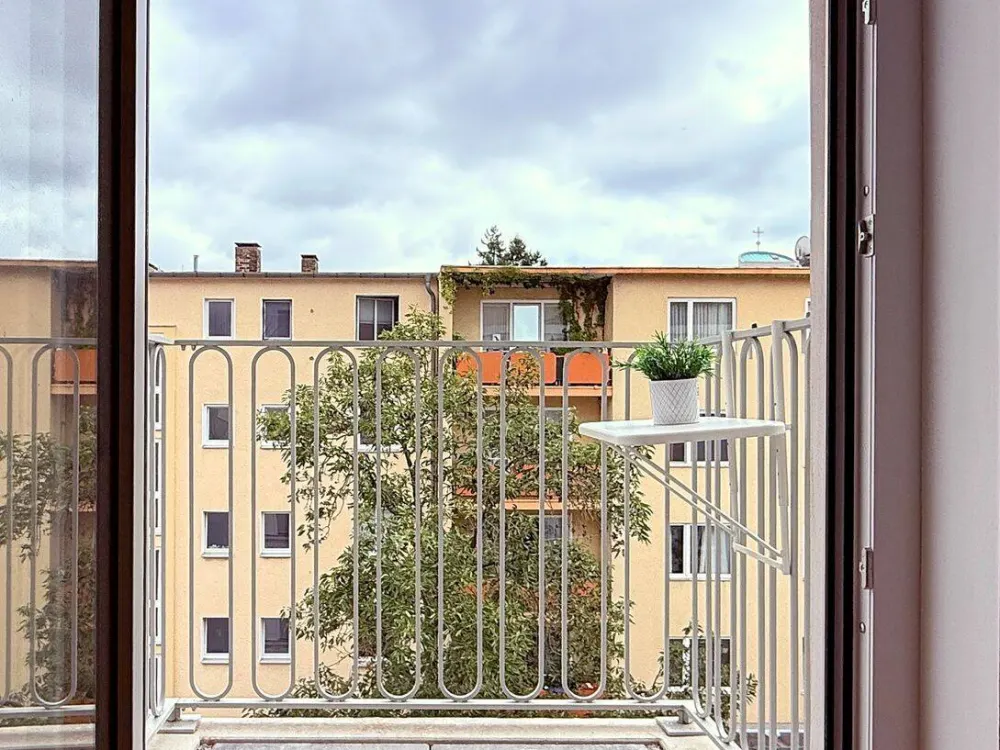 Großzügige 2-Zimmerwohnung - Balkon zum Hof und zur Vormittagssonne