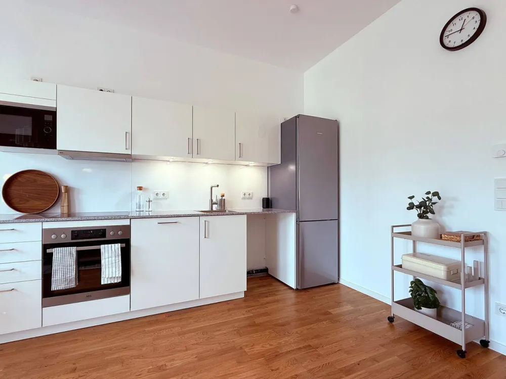 Großzügige 2-Zimmerwohnung - Balkon zum Hof und zur Vormittagssonne