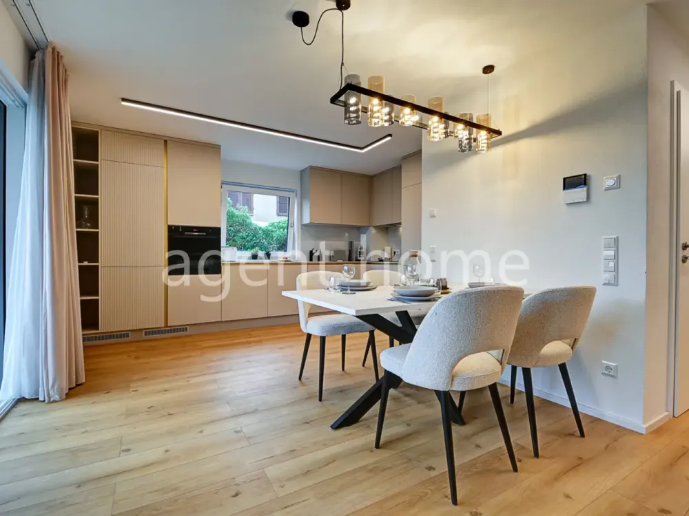 FURNISHED - BEST LIVING - Modern Apartment with Balcony and Parking Space