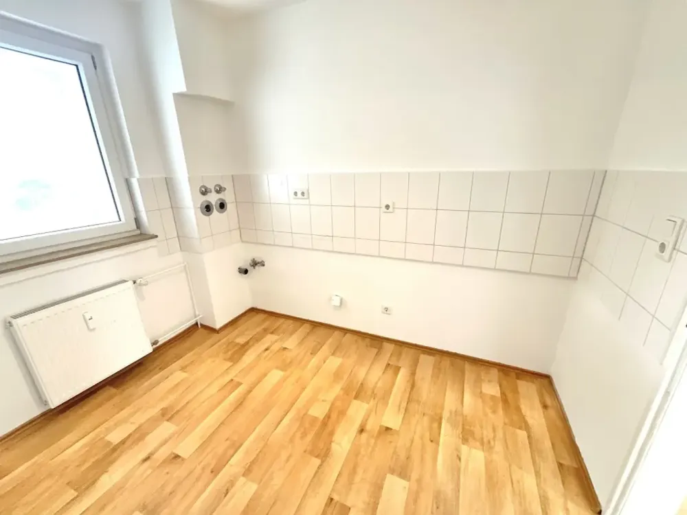 Helle 3 Zimmerwohnung mit Balkon