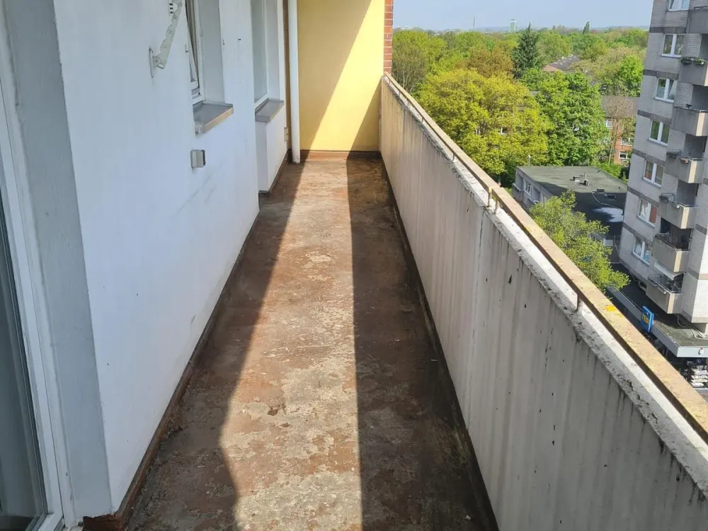 sanierte 2 Raum Wohnung mt Balkon in Düsseldorf