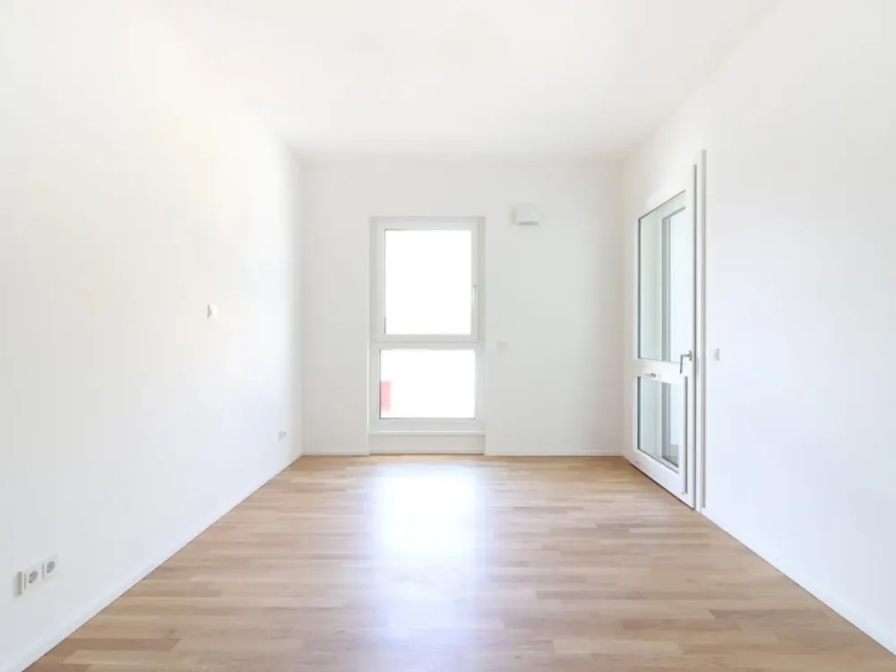 Lichtdurchflutete Familienwohnung mit moderner Küche und zwei Sonnenbalkonen