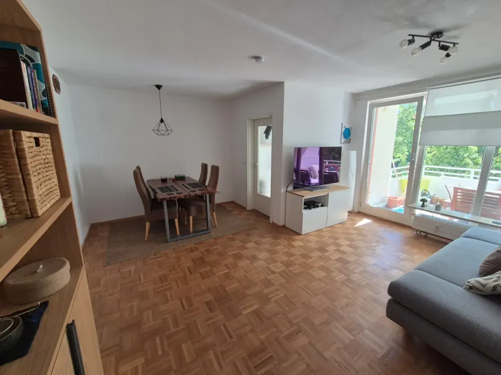 2-Zimmer-Wohnung mit großzügigem Süd-Balkon in Mittersendling
