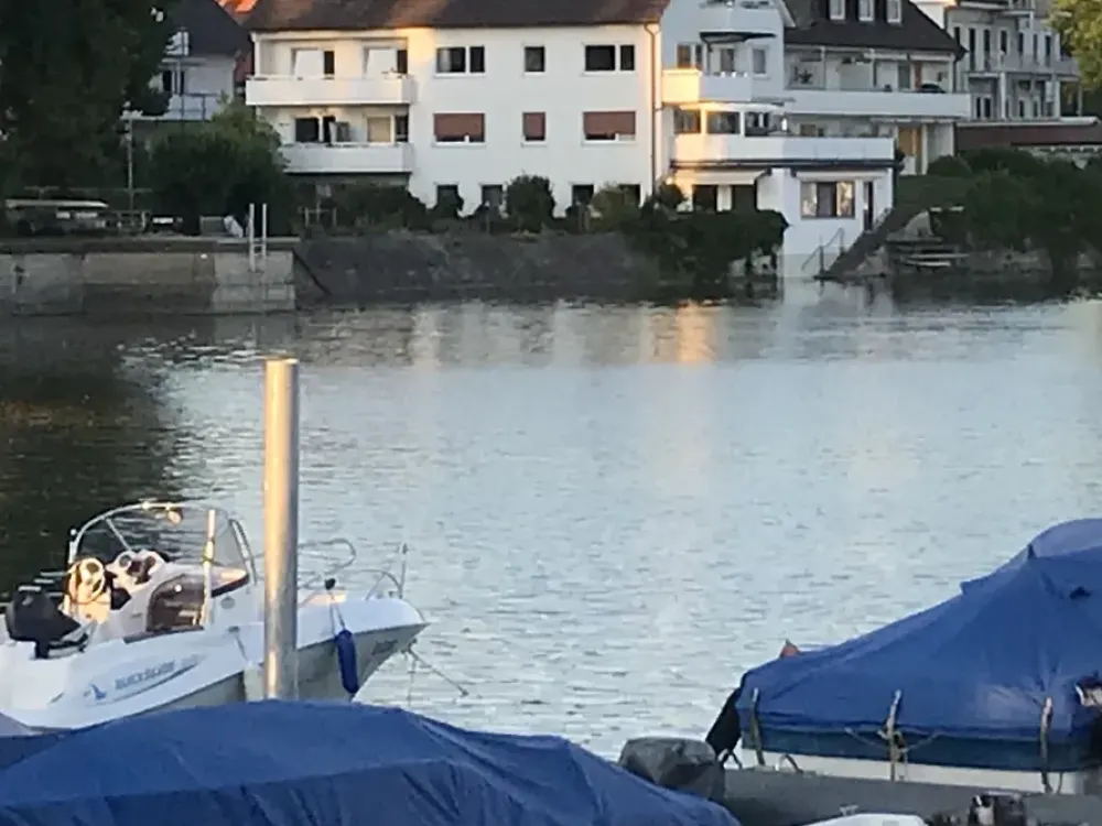 Exklusives möbliertes Penthouse mit Seezugang