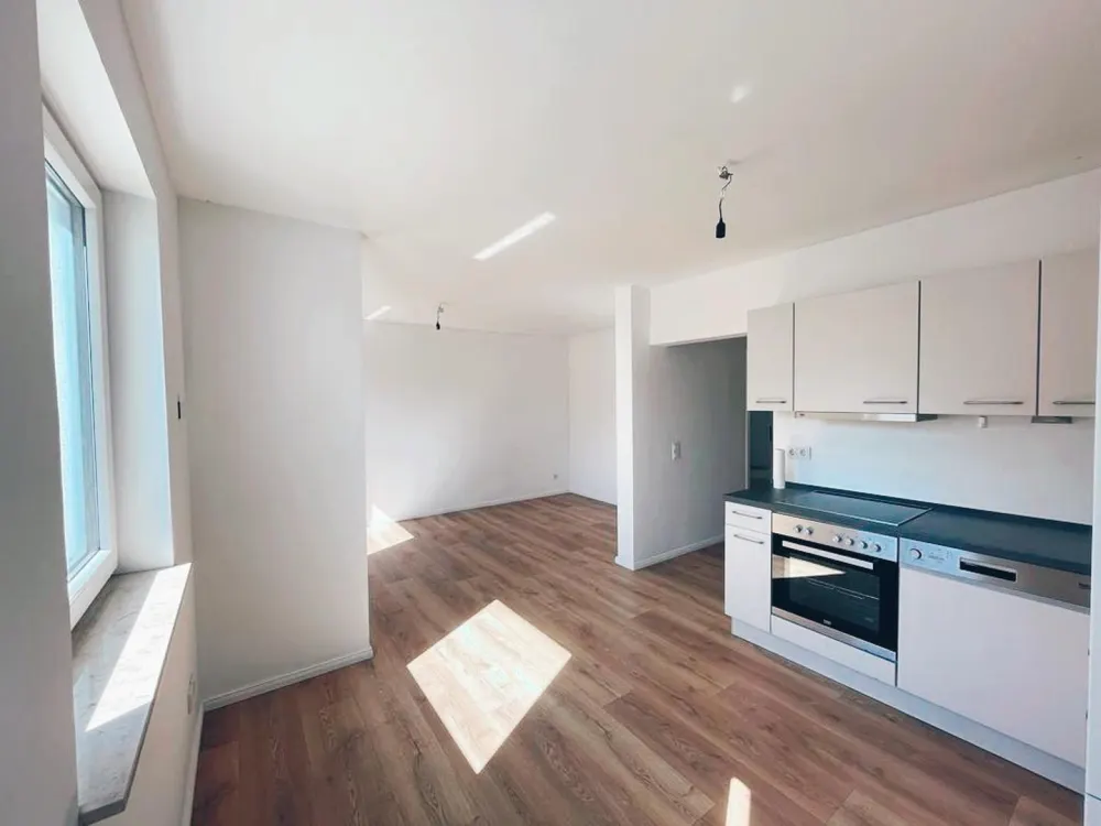 Sonnige und moderne 3- Zimmerwohnung im grünen Berlin-Altglienicke