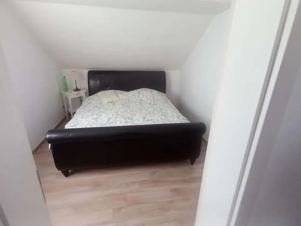 Haus im Haus! Tolle Maisonettewohnung in Merscheid, 5 Zimmer, 2 Bäder, 169m² renoviert.