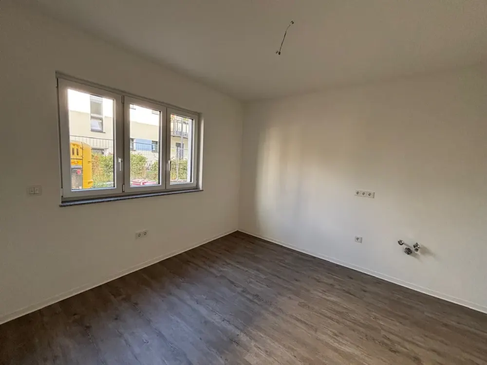 bezugsfertiger Neubau - 2-Zimmer-Whg. mit Balkon oder Terrasse - separate Küche