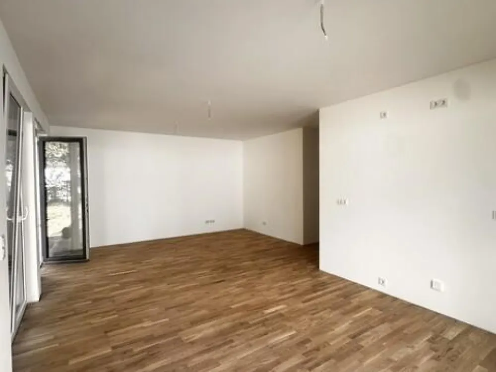Ihre neue Familienwohnung im Erstbezug mit Terrasse.
