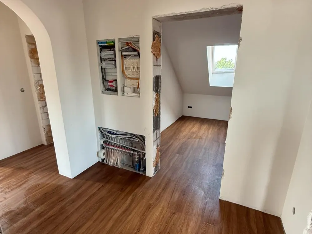 Moderne 4-Zimmer-Wohnung nach Kernsanierung