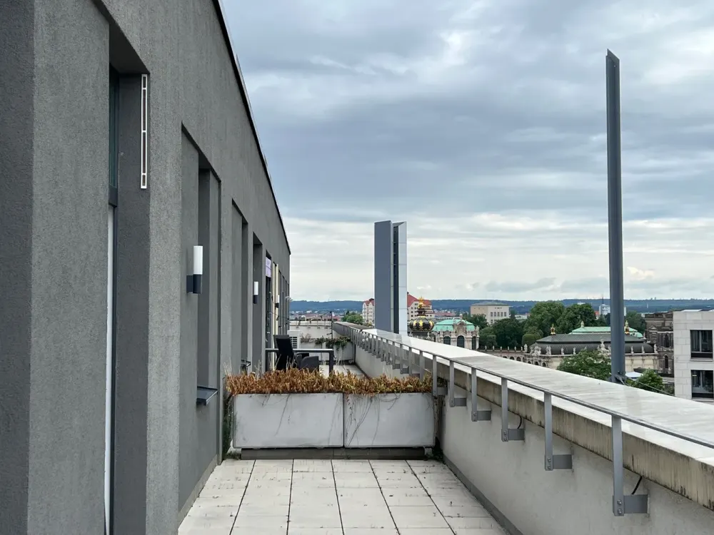 * Penthouse mit Dachterrasse und Kamin direkt am Postplatz - ID 4502 *