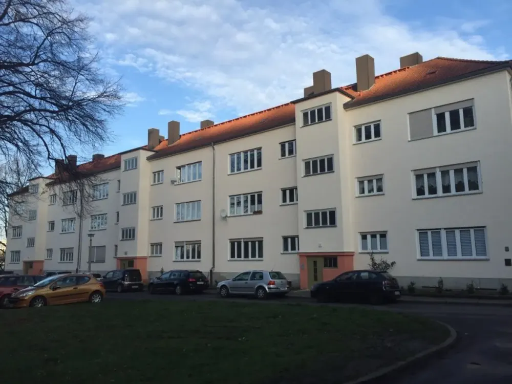 Teilsanierte Wohnung im beliebten Süden Leipzigs !