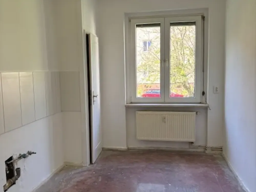 Teilsanierte Wohnung im beliebten Süden Leipzigs !