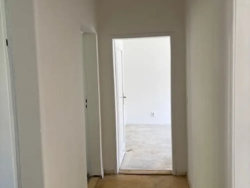 Teilsanierte Wohnung im beliebten Süden Leipzigs !