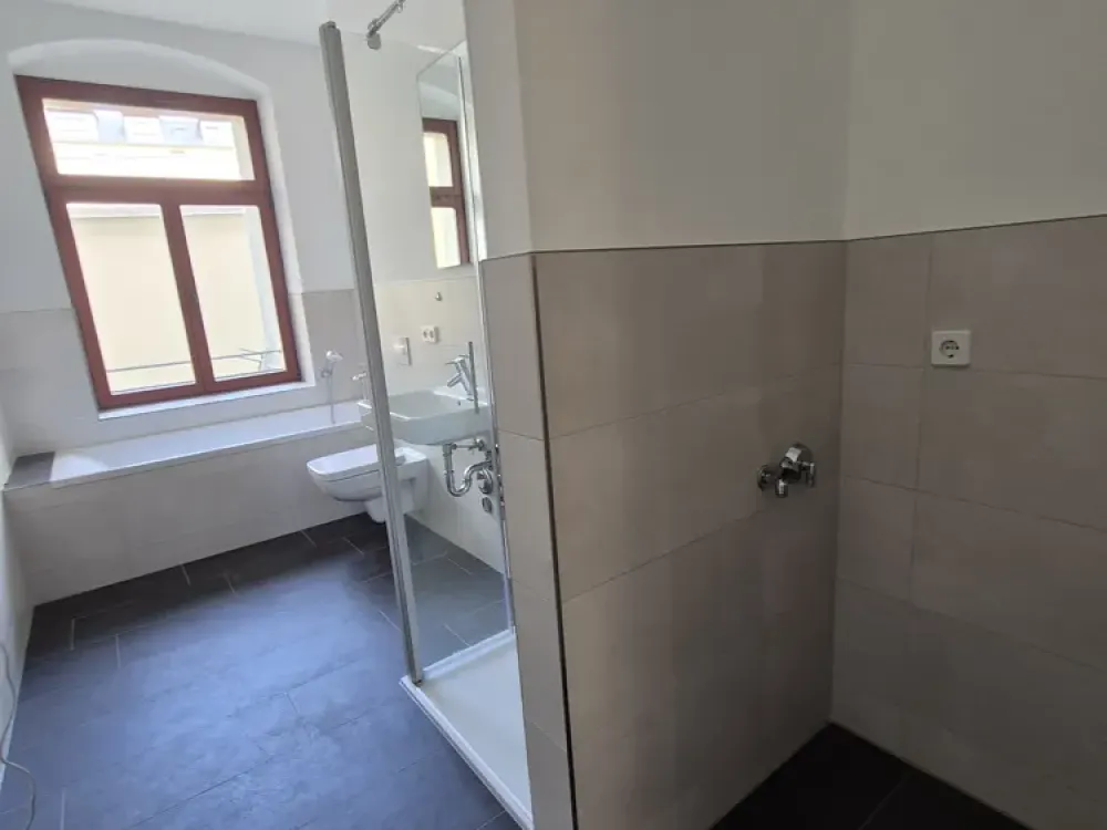 JEWEL WITH BALCONY AND VIEW, BATH TUB + SHOWER & GUEST WC, UNDERFLOOR HEATING, STORAGE