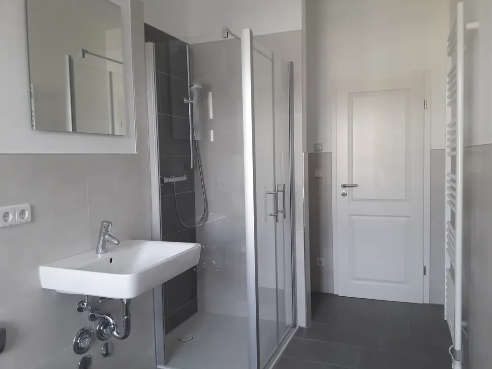 JEWEL WITH BALCONY AND VIEW, BATH TUB + SHOWER & GUEST WC, UNDERFLOOR HEATING, STORAGE