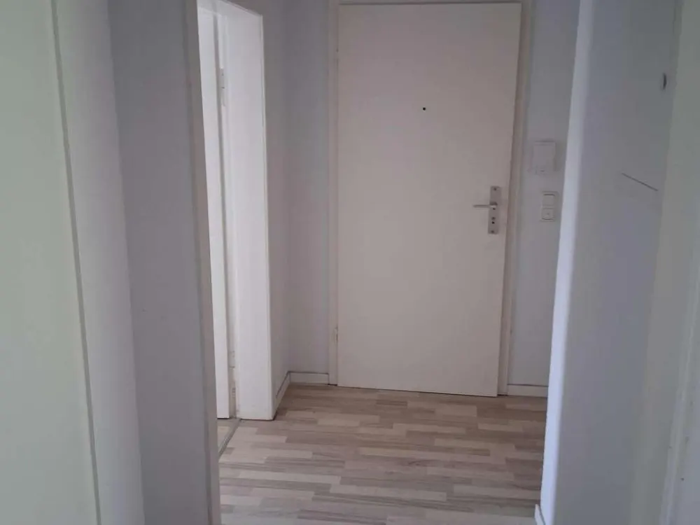 Annenstr. 82, 2. OG 1- schöne renovierte 2 Zi.- Wohnung ab sofort zu vermieten