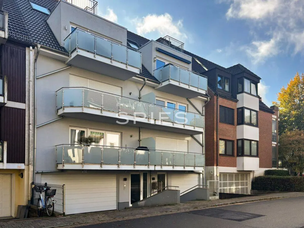 Furnished 2-Room Apartment with Balconies in Woltmershausen
