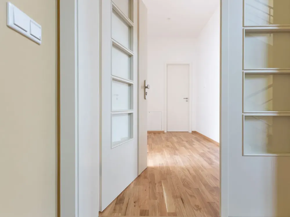 Charmantes 2-Zi. Apartment mit Balkon und Stellplatz! Nah zum See! WE05