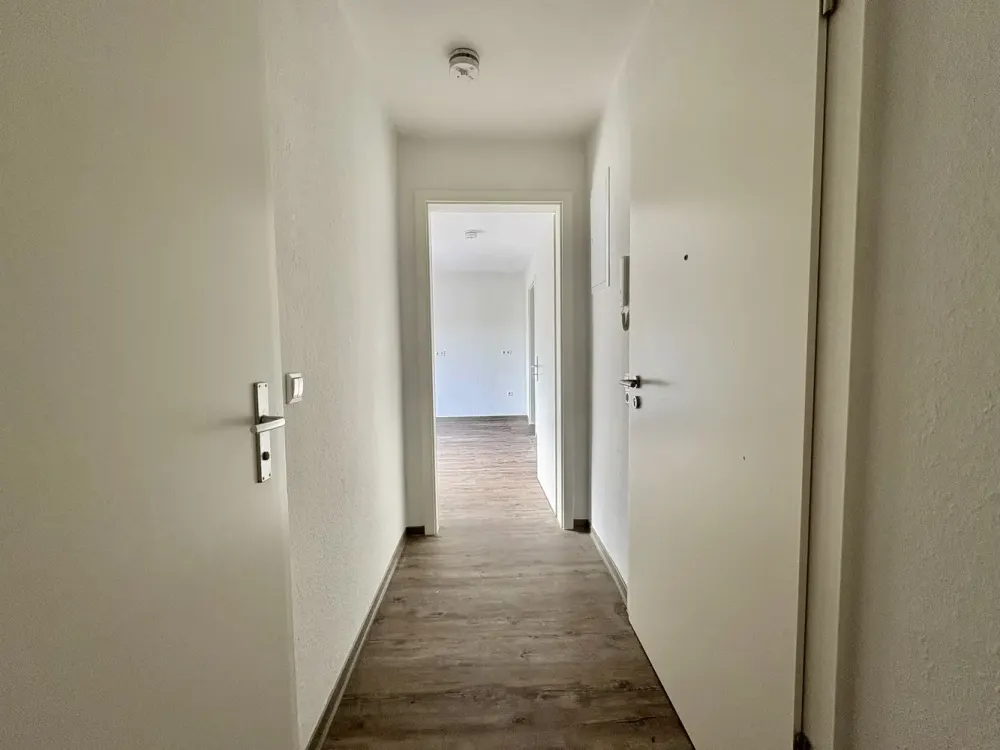 Frisch renovierte 3-Zimmer-Wohnung mit Dusche