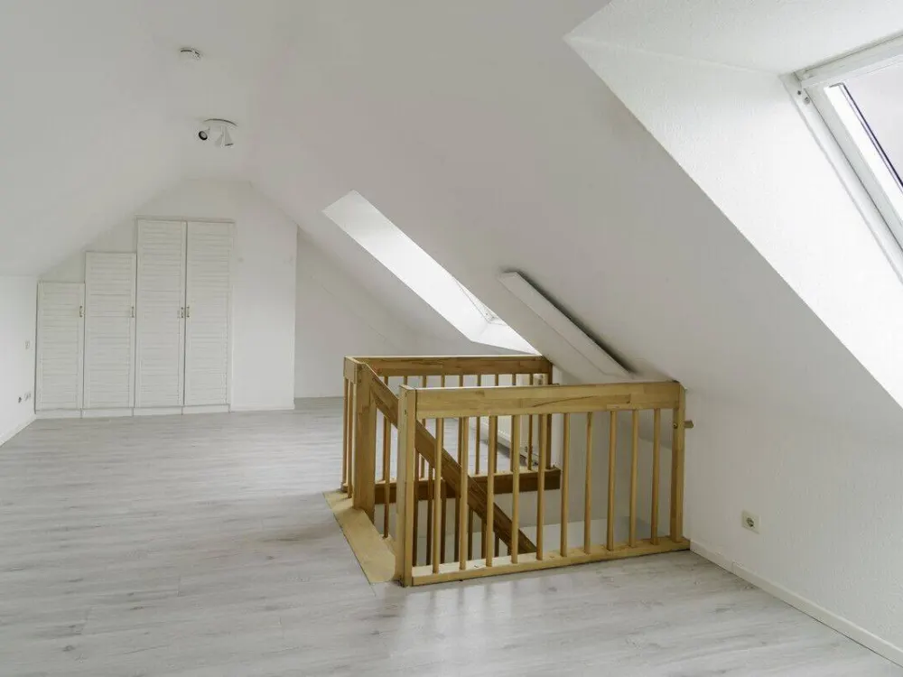 Düsseldorf-Angermund: Charmante Maisonette mit kluger Raumaufteilung in zentraler Lage