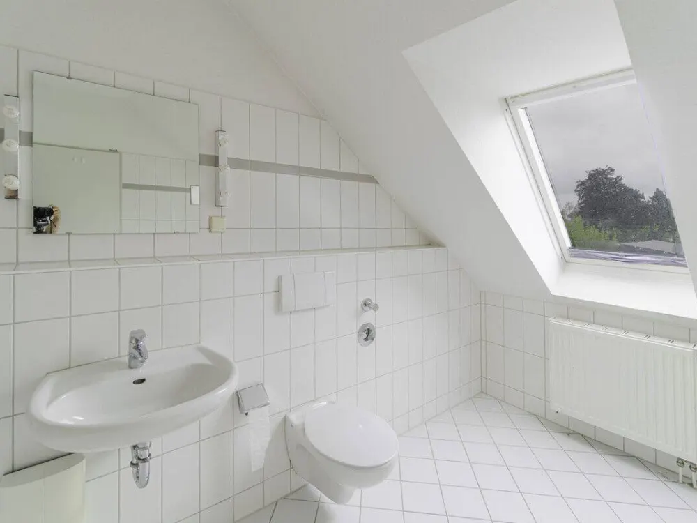 Düsseldorf-Angermund: Charmante Maisonette mit kluger Raumaufteilung in zentraler Lage