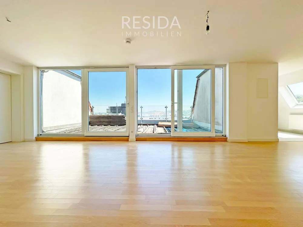 Ein Logenplatz über Stuttgart - Außergewöhnliche Maisonette-Wohnung mit Panorama-Dachterrasse