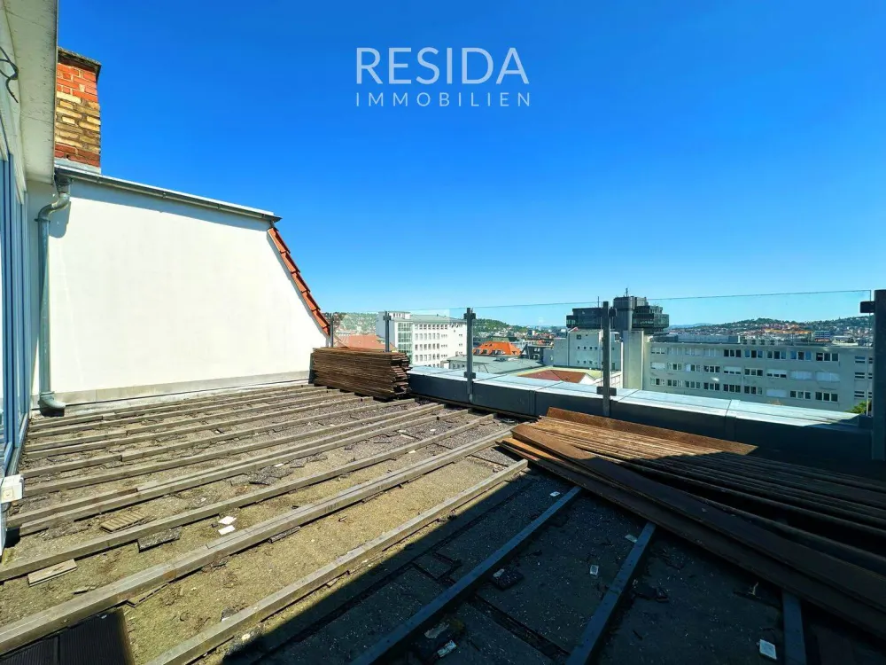 Ein Logenplatz über Stuttgart - Außergewöhnliche Maisonette-Wohnung mit Panorama-Dachterrasse