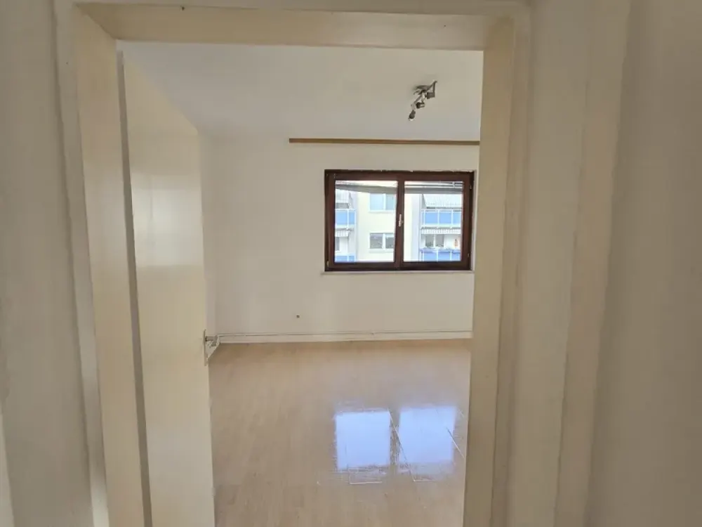 Charmante 1,5-Zimmer-Wohnung in Frankfurt-Griesheim, Nahe des Mains und mit guter Verkehrsanbindung