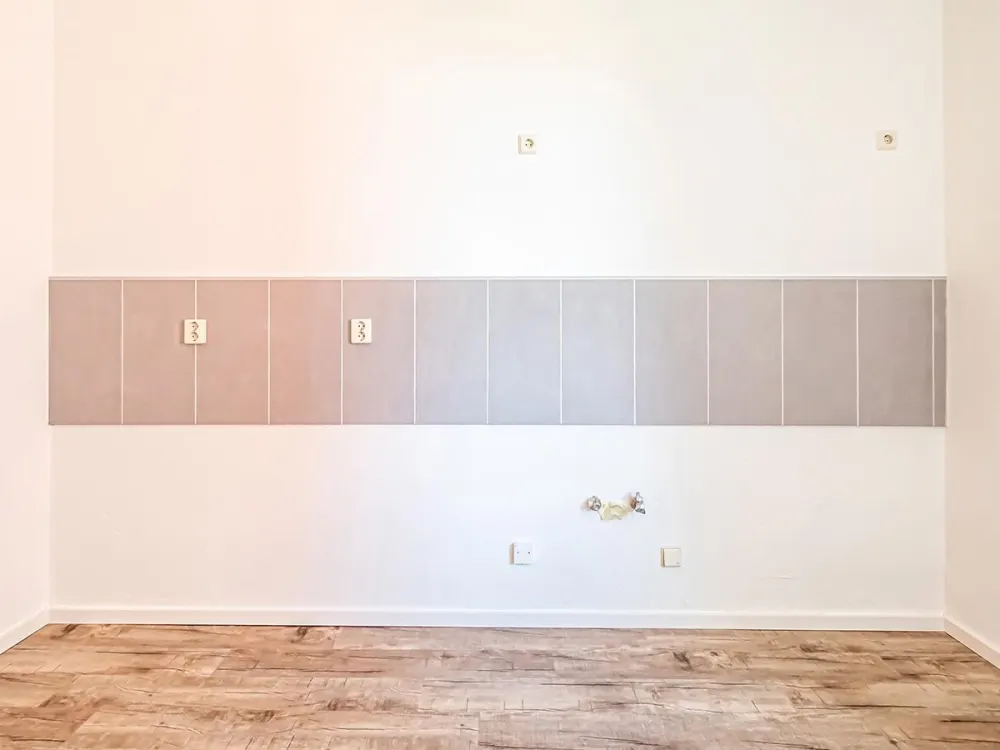 Komfortable Singlewohnung mit Balkon und Tageslichtbad am Leutewitzer Park gelegen