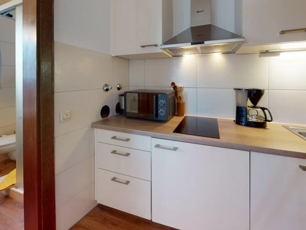 1-Zimmer-Wohnung möbiliert ab Okt 26 - 31.03.27