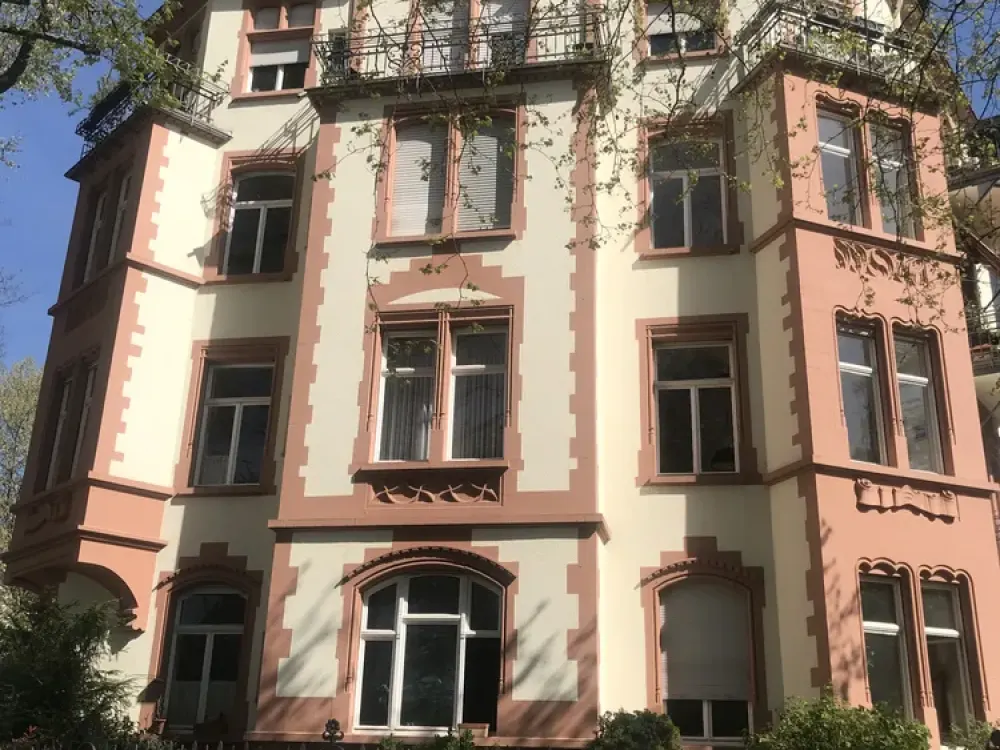 Geräumige Altbauwohnung in Einzelkulturdenkmal I 4Zi. I Küche I Bestlage Nordend