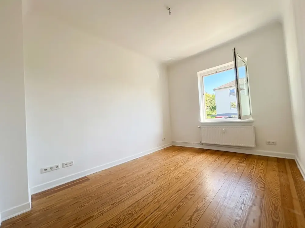Modernisierte 3 Zimmer Wohnung zur Miete in Hamburg Bahrenfeld - Wentzel Dr.