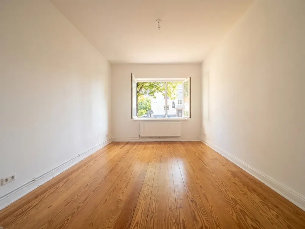 Modernisierte 3 Zimmer Wohnung zur Miete in Hamburg Bahrenfeld - Wentzel Dr.