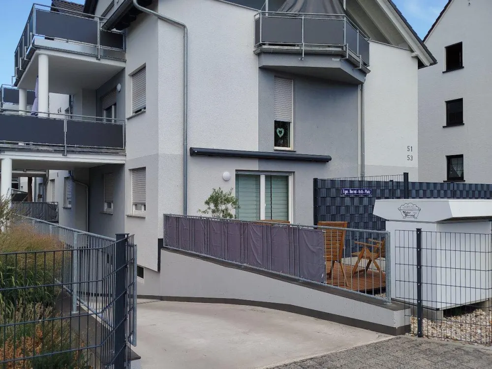 Wohnen auf Zeit mit Charakter: Erdgeschoßwohnung in Obertshausen
