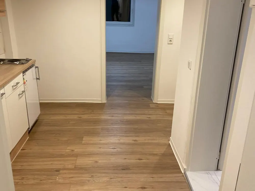 Souterrain Wohnung mit Terrasse & eigenen Garten / ALL IN 750€