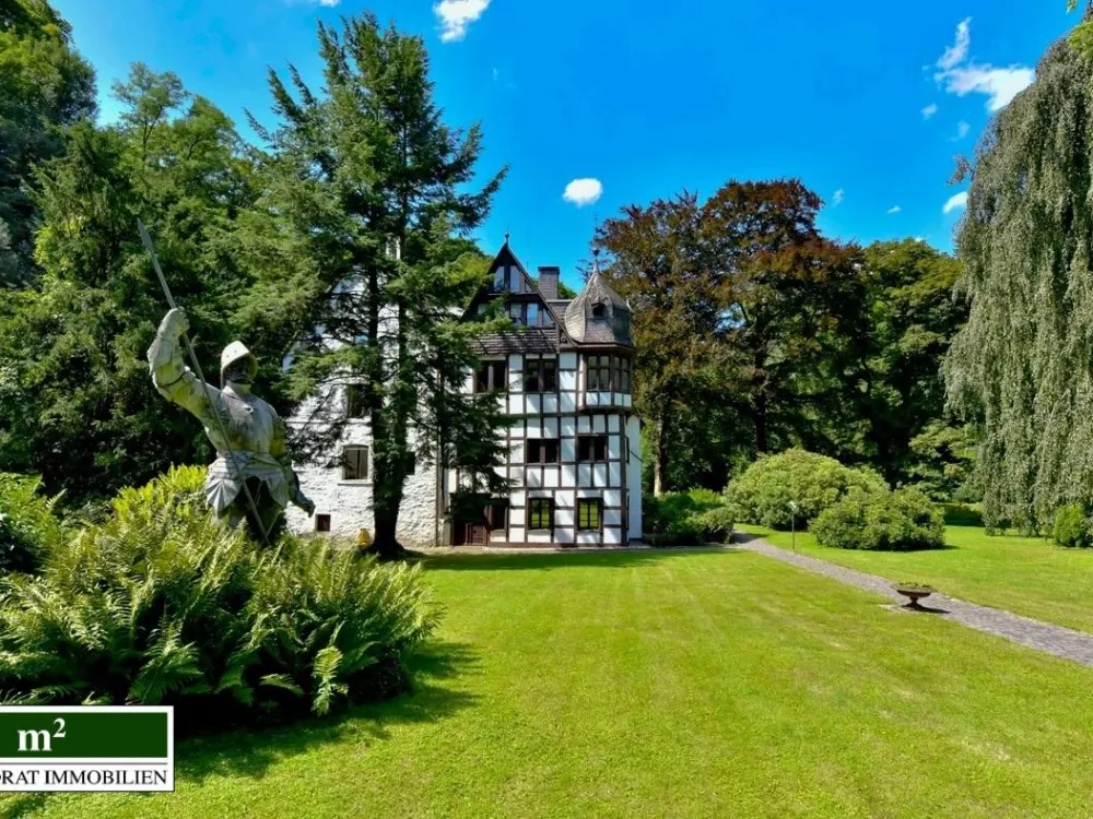 Luxuriöse Wohnung im Schloss in der Nähe von Düsseldorf in Solingen-Ohligs